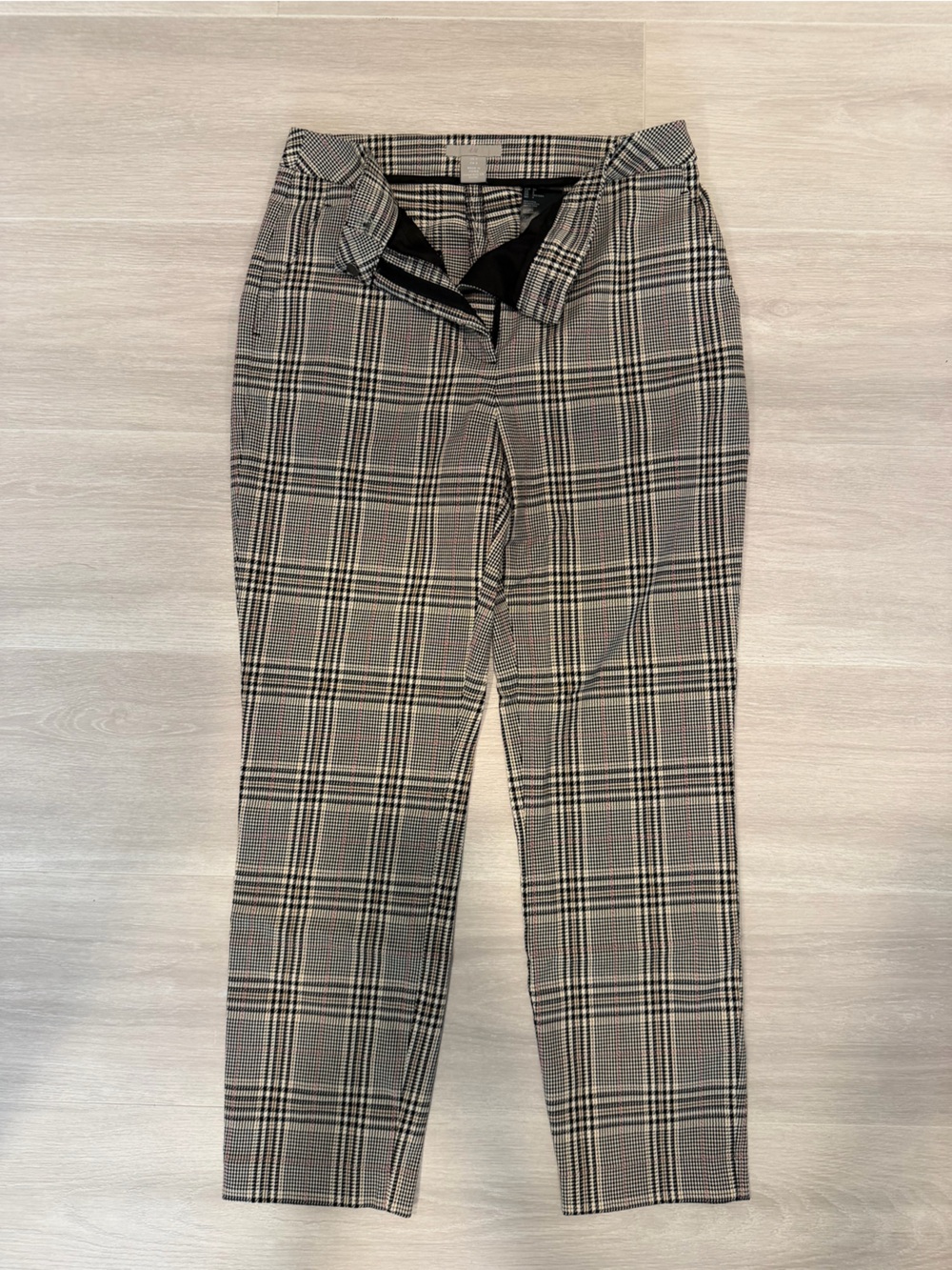 Women’s Black and Gray Plaid with pink Dress capris